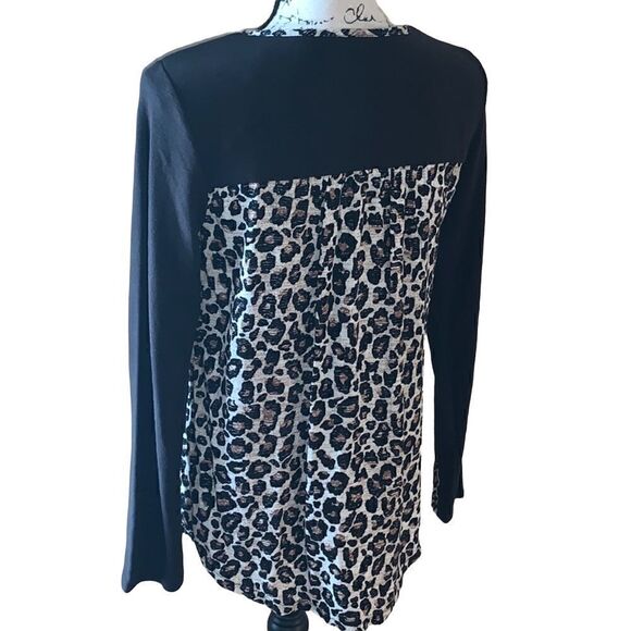 reCreation black & animal print long sleeve layered sweater medium - Picture 2 of 11